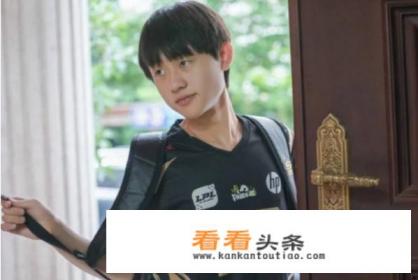 麻辣香锅虎牙直播,rng队员却只有他一个人在看,被麻辣香锅说到赶紧去训练你怎么看 麻辣香锅虎牙直播,rng队员却只有他一个人在看,被麻辣香锅说到赶紧去训练你怎么看