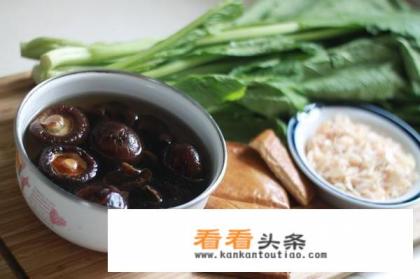 干花菇泡开后颜色变深,还能吃吗 干花菇泡开后颜色变深,还能吃吗