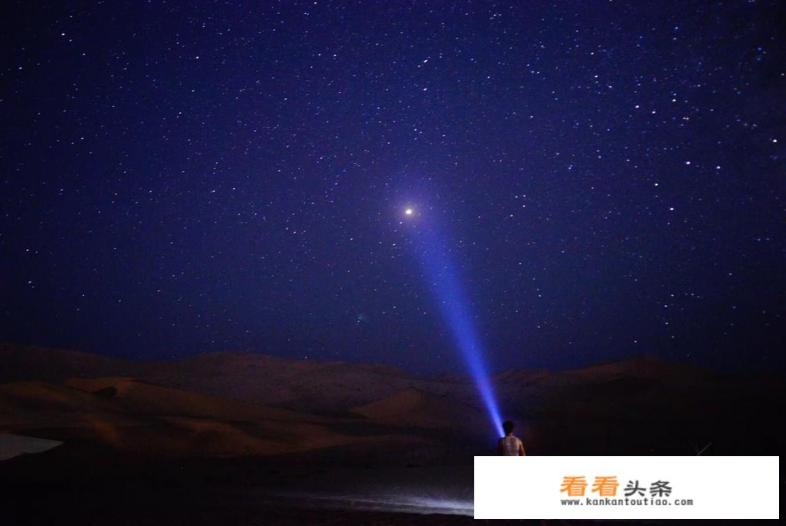 十月份去敦煌沙漠地区旅行需要准备什么衣服和物品 十月份去敦煌沙漠地区旅行需要准备什么衣服和物品