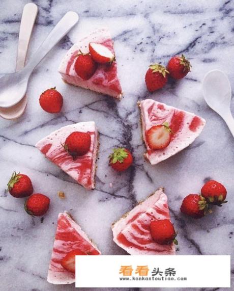 酸奶蛋糕怎么做 酸奶蛋糕怎么做