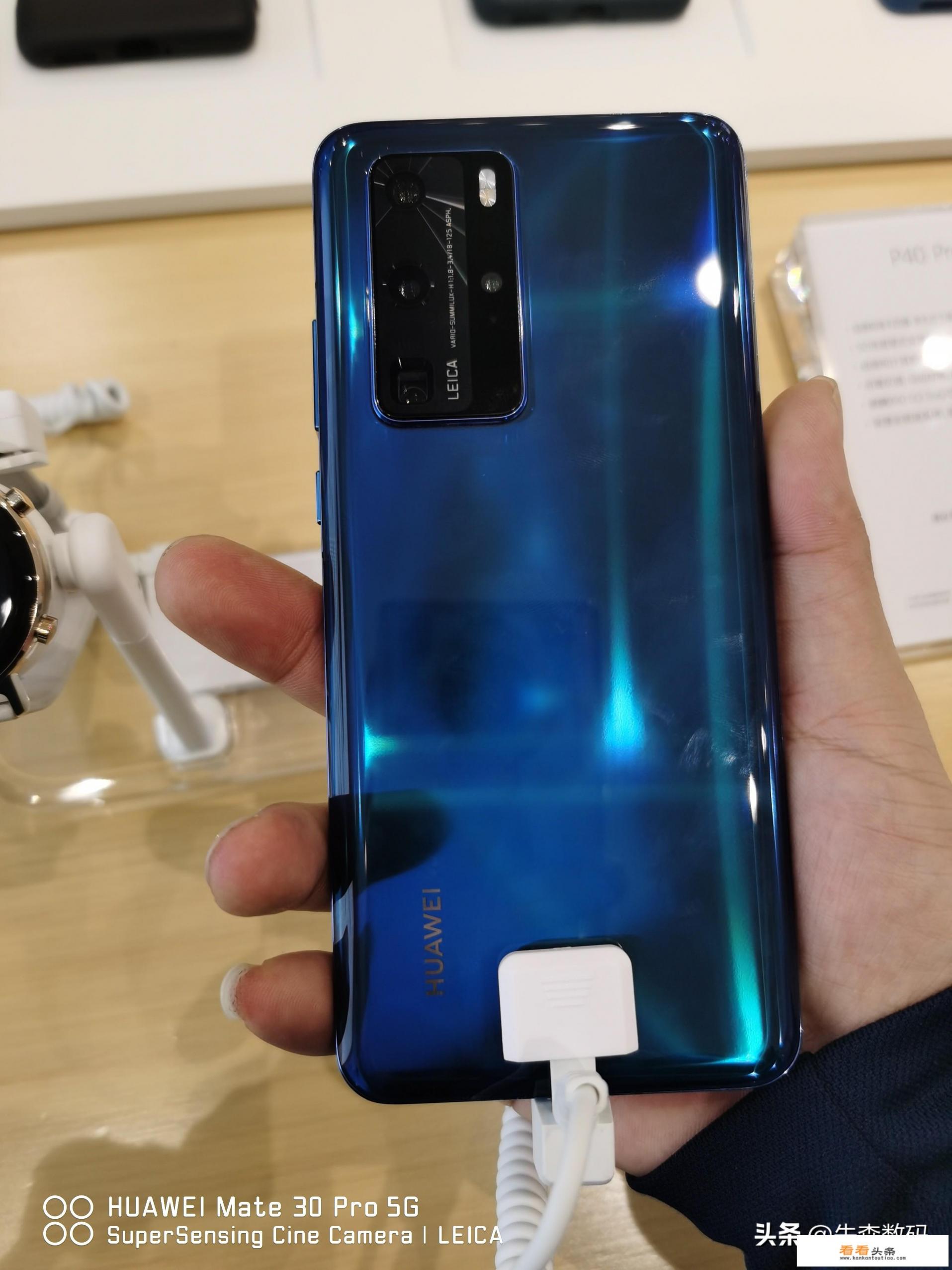 荣耀小米华为同价位哪个性价比高 荣耀小米华为同价位哪个性价比高