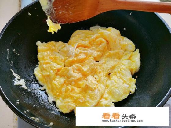 炒苦瓜鸡蛋的做法