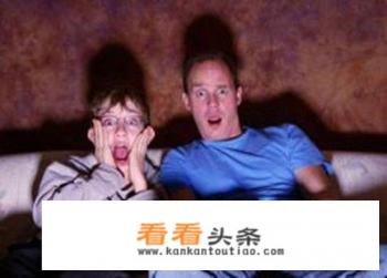 最近在网上看了很恐怖的东西，一直缓不过来，在自己家都很焦虑很害怕，该怎么办