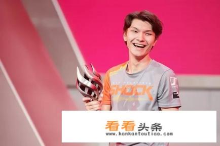 《守望先锋》职业选手Sinatraa最近转战哪款游戏去了 《守望先锋》职业选手Sinatraa最近转战哪款游戏去了