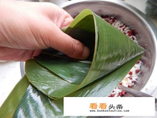 红豆糯米粽子做法 红豆糯米粽子做法