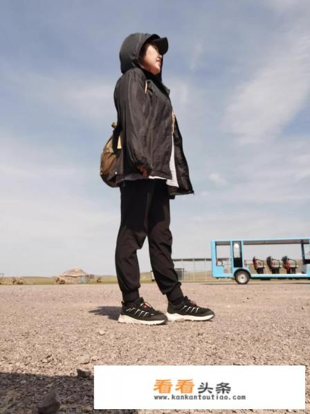 夏天去旅行穿什么鞋好