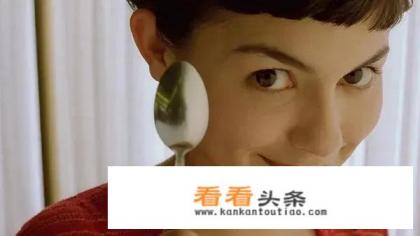 《天使爱美丽》的电影海报为什么那么诡异