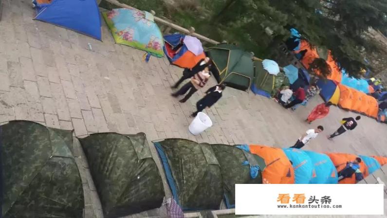 去黄山玩要准备什么 去黄山玩要准备什么