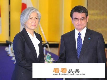 日韩贸易争端2.0版开启后，安倍首度打破沉默，开出停战条件，文在寅会答应吗