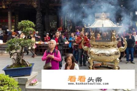 请问老伴去世后，你自己敢住在老伴去世的房间吗