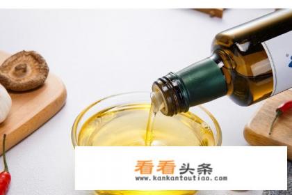 山茶油PK橄榄油哪个更好 山茶油PK橄榄油哪个更好