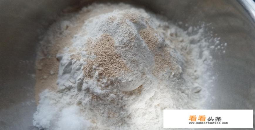 纯大米面馒头的做法 纯大米面馒头的做法