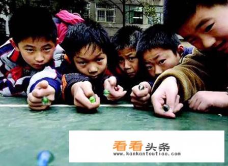 我记得有个单机游戏是金木水火土属性然后配招的游戏是什么 我记得有个单机游戏是金木水火土属性然后配招的游戏是什么