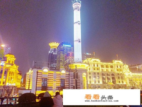 当你行走在上海外滩，是惊艳其万国建筑，还是感受其历史的沧桑