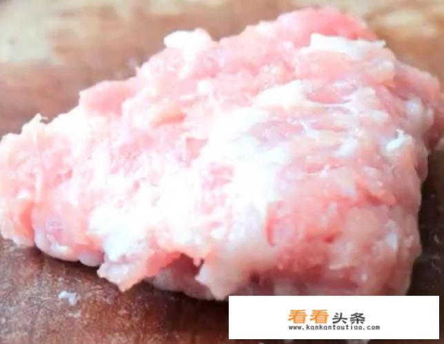 蚂蚁上树这道菜: 你用的是宽粉, 还是细粉呢 蚂蚁上树这道菜: 你用的是宽粉, 还是细粉呢