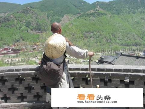 有什么书写和尚或道士的言情小说 有什么书写和尚或道士的言情小说