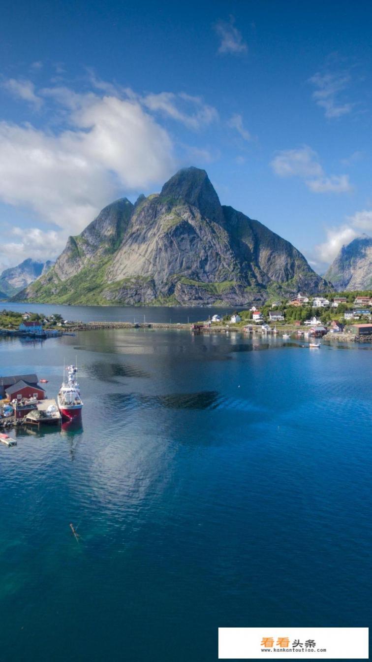 昨天清明祭奠抗疫英雄,所有游戏关闭一天。感觉如何