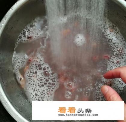 清洗海兔子的具体过程 清洗海兔子的具体过程