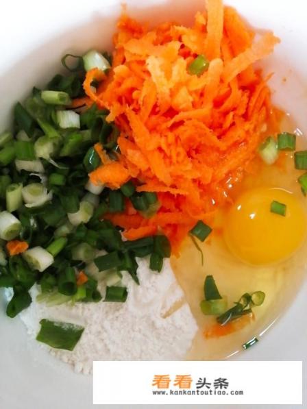 家用早餐葱花鸡蛋饼怎样做才能好吃