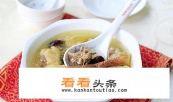 炖鸡可以同时加什么菜 炖鸡可以同时加什么菜