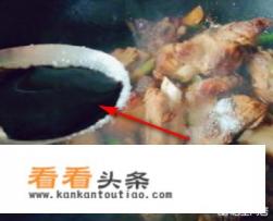 排骨炖土豆的家常做法