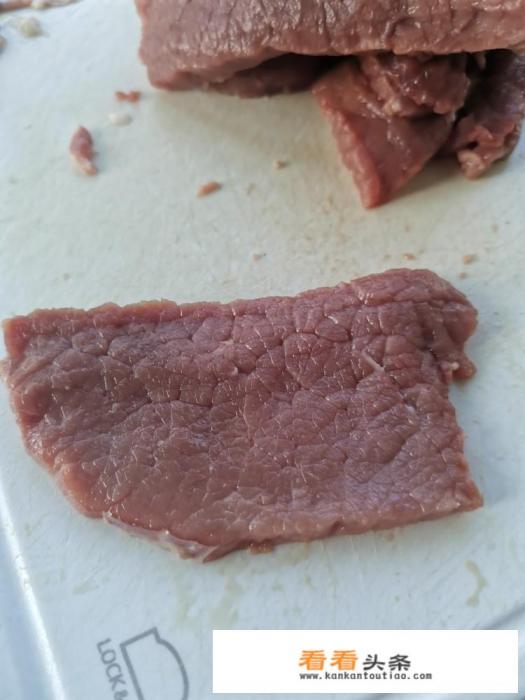 煎牛肉片的腌制 *** 
