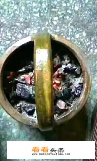 有没有人吃过超级硬的零食,经得起咀嚼的硬零食有哪些 有没有人吃过超级硬的零食,经得起咀嚼的硬零食有哪些