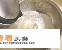 怎样才能让油饼做出来外酥内软啊,这个我一直在纠结 怎样才能让油饼做出来外酥内软啊,这个我一直在纠结