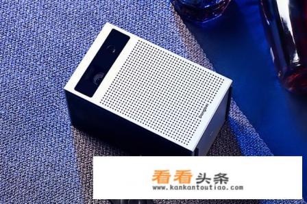 想买一台投影机户外露营的时候放电影，求推荐