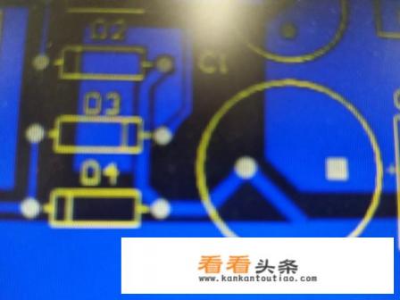 不会用CAD，求画电路图的软件，请推荐哪一款比较好用？谢谢