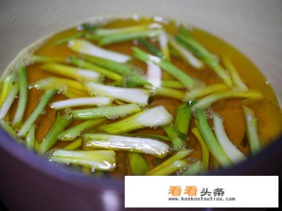 葱油鸡的葱油正宗做法
