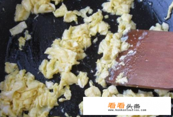 鸡蛋酱炸酱面做法