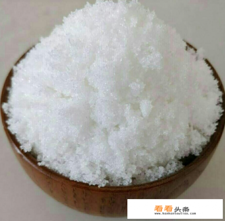 鸡蛋怎么煮不会散掉 鸡蛋怎么煮不会散掉