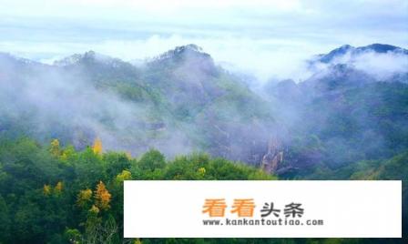 喜欢到处跑去旅游的人适合什么工作