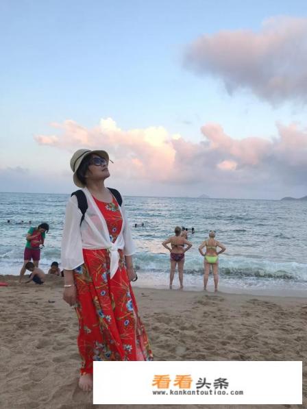 出去旅游穿什么衣服好呢