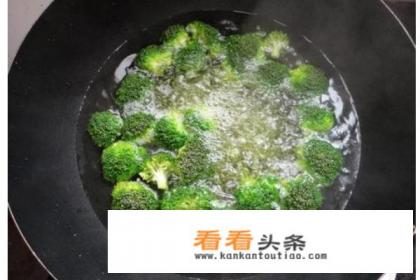 凉拌西兰花怎么做