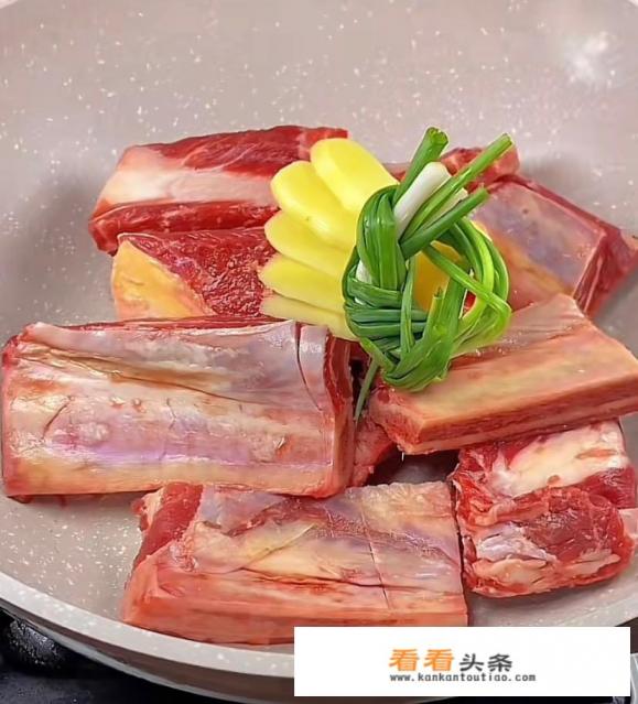 牛排骨怎么炖才好吃呢又嫩又香呢 牛排骨怎么炖才好吃呢又嫩又香呢