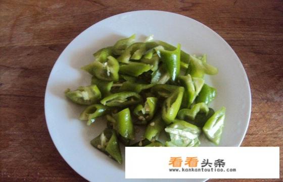 尖椒炒鸡蛋的家常做法