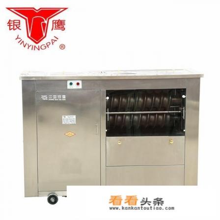 圆馒头机做馒头视频，圆馒头机器怎么调大小