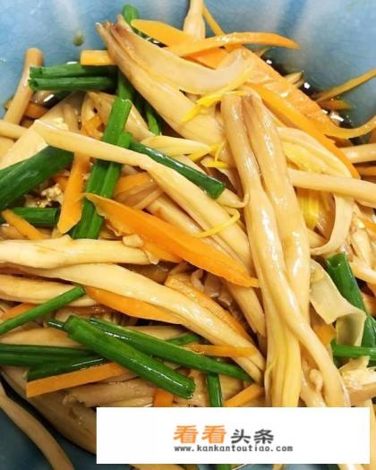 凉拌黄花菜怎么做，需要哪些食材