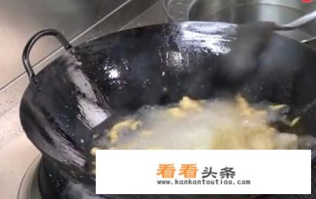 河南名菜“酸汤酥肉”的正确做法