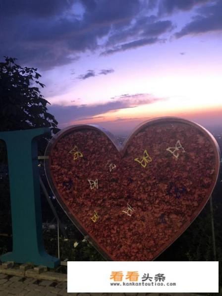 男女关系没确定，就出去旅游合适吗