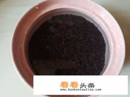 宜兴乌米饭做法