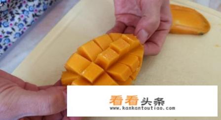 芒果的几种正确切法