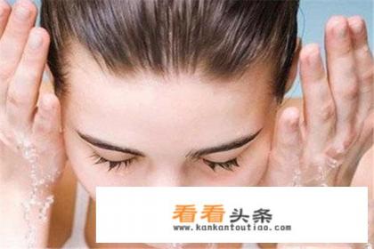 白糖洗脸的正确 *** ，要如何进行操作