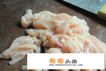 鸡柳的做法——瞧瞧香酥美味的鸡柳如何做出来的