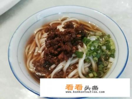 怎么做老成都的素椒杂酱面的做法,最正宗老成都的素椒 怎么做老成都的素椒杂酱面的做法,最正宗老成都的素椒
