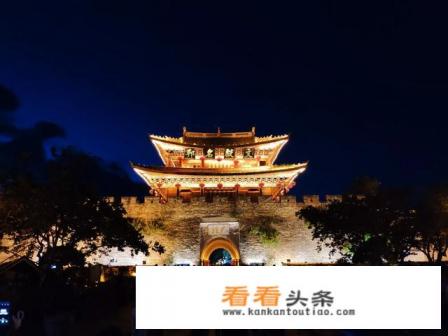 到云南旅游需要带什么东西吗 到云南旅游需要带什么东西吗