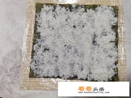 做寿司卷帘怎么卷视频,如何做寿司 做寿司卷帘怎么卷视频,如何做寿司