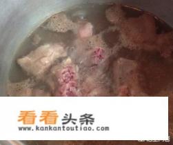 排骨玉米胡萝卜汤的做法 排骨玉米胡萝卜汤的做法